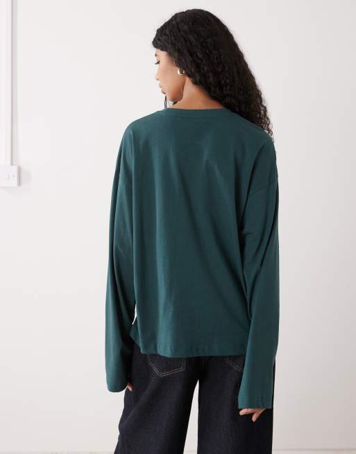 Camisa verde oscuro extragrande de manga larga con aberturas laterales de Monki, 3 de 4