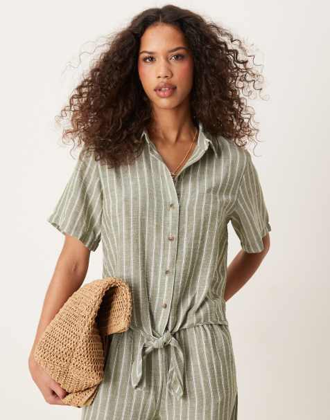 Camisa verde salvia a rayas con detalle anudado en la parte delantera de JDY (parte de un conjunto) - view 1