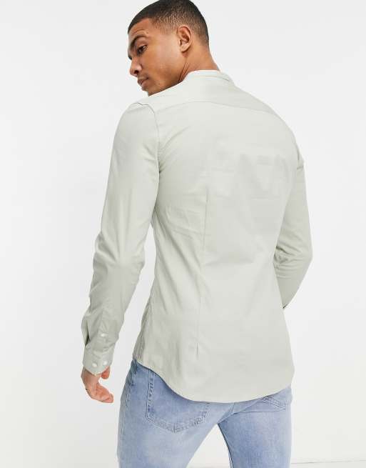 Camisa verde salvia entallada de manga larga con cuello mao de ASOS DESIGN, 2 de 4