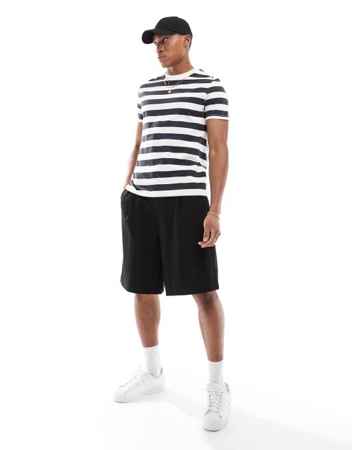Camiseta a rayas blancas y azul marino de corte estándar de ASOS DESIGN, 2 de 4
