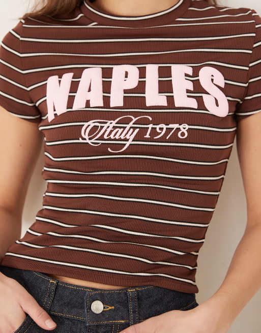Camiseta a rayas con diseño encogido y estampado gráfico "Naples" de ASOS DESIGN, 2 de 4