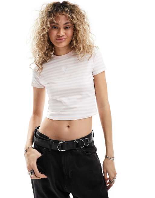 Camiseta a rayas rosas y blancas con diseño encogido de GUESS Originals