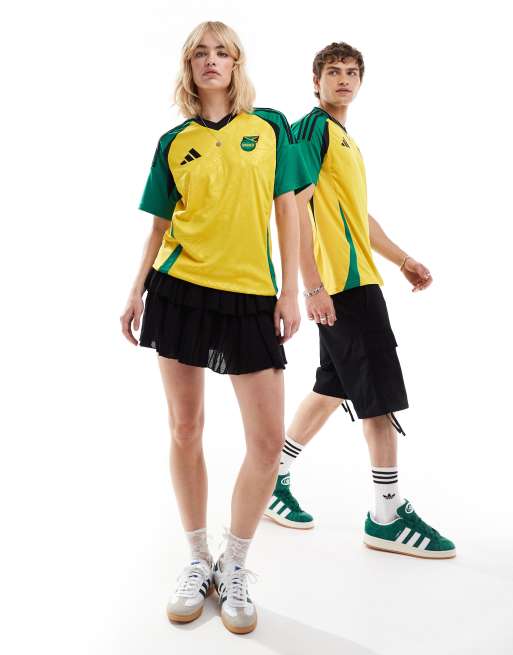 Camiseta amarilla con diseño de la primera equipación de Jamaica 24/25 de adidas Football