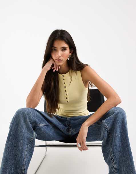 Camiseta amarillo crema sin mangas con detalle de botones de ASOS DESIGN - view 1