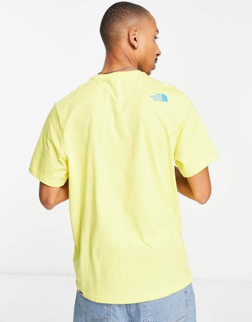 Camiseta amarillo intenso Simple Dome exclusiva en ASOS de The North Face, 2 de 4