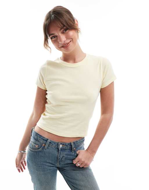 Camiseta amarillo limón con cuello redondo de Hollister