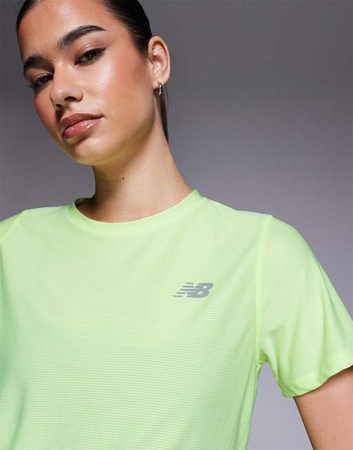 Camiseta amarillo neón Sports Essentials de New Balance, 3 de 4