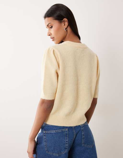 Camiseta amarillo pastel de manga corta con cintura entallada de ASOS DESIGN, 4 de 4