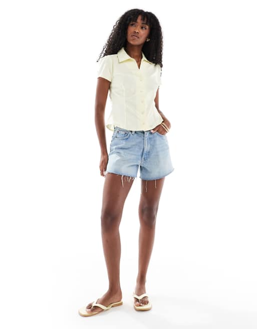 Camiseta amarillo pastel entallada de manga corta de Miss Selfridge, 3 de 4
