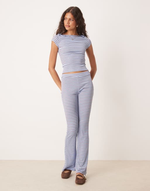 Camiseta azul a rayas marrón chocolate de manga corta raglán de ASOS DESIGN (parte de un conjunto), 2 de 4