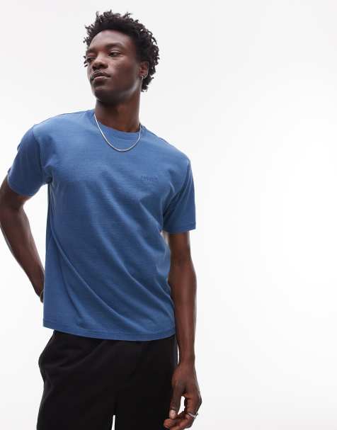 Camiseta azul añil extragrande con acabado tintado y logo vintage en el mismo tono de Levi's - view 1