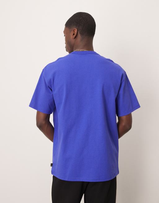 Camiseta azul básica de Nike Premium Essentials, 3 de 4