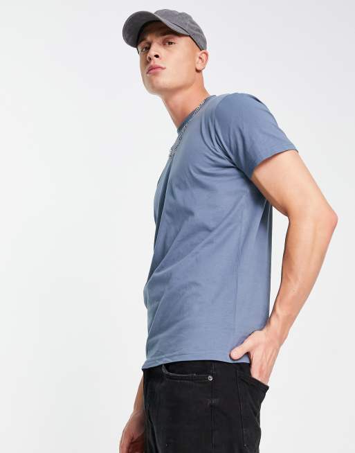 Camiseta azul chino extragrande de Jack & Jones