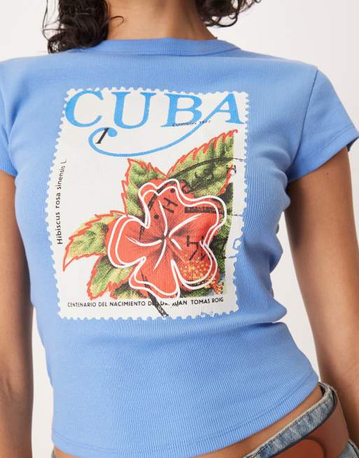 Camiseta azul claro con diseño encogido y estampado estilo postal de Cuba de ASOS DESIGN, 3 de 4