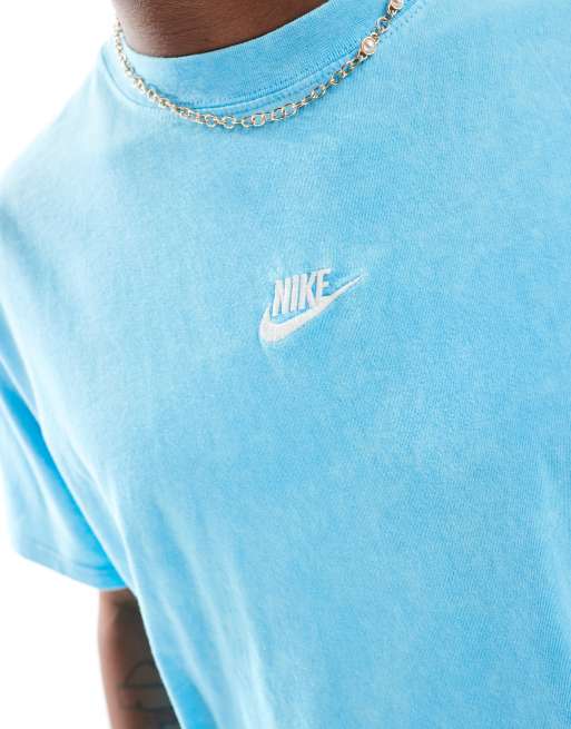 Camiseta azul claro lavado Club de Nike