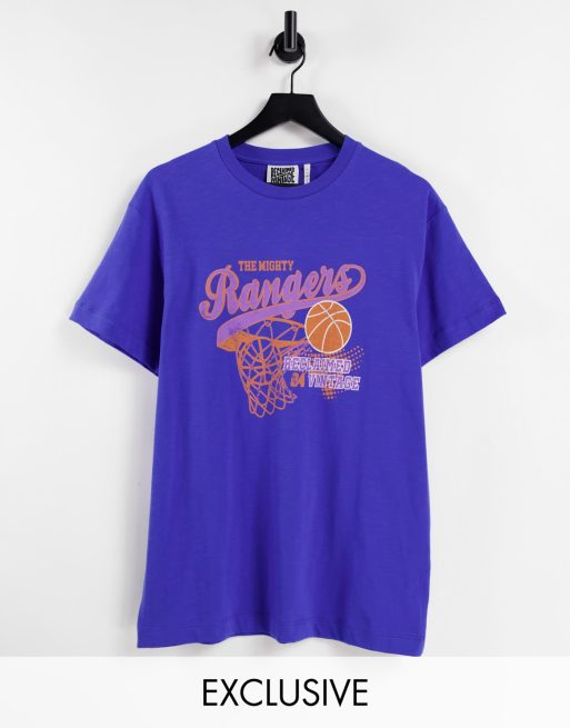 Camiseta azul con estampado de baloncesto de algodón orgánico de Reclaimed Vintage Inspired
