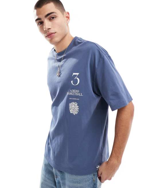 Camiseta azul con estampado gráfico 