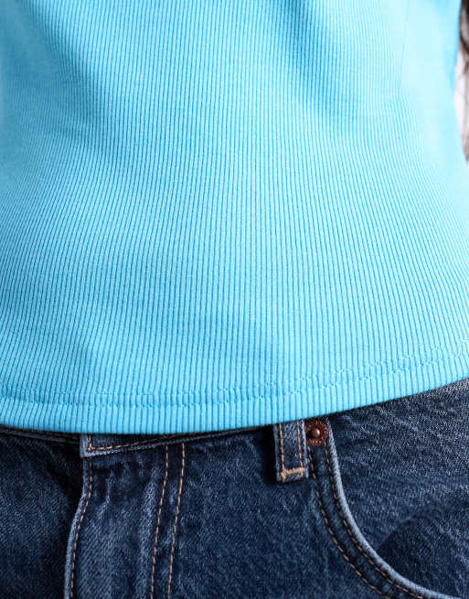 Camiseta azul entallada con bajo redondeado de canalé de Topshop, 3 de 4