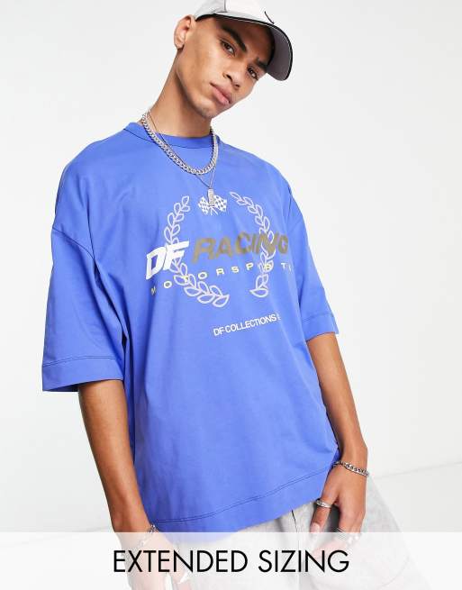 Camiseta azul luminoso extragrande con estampado gráfico de carreras de ASOS Dark Future