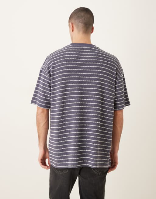  Camiseta azul marino a rayas blancas texturizadas extragrande de tejido grueso de ASOS DESIGN  , 3 de 5