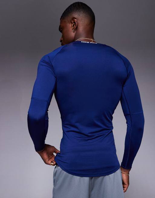 Camiseta azul marino ajustada de manga larga Dri-FIT de Nike Pro Training, 3 de 4