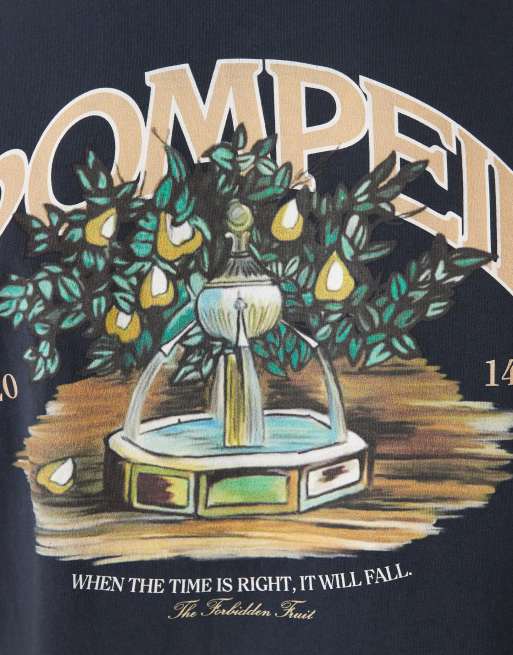 Camiseta azul marino con estampado gráfico de fuente en la espalda de algodón de Pompeii, 5 de 5