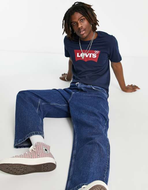 Camiseta azul marino con logo de ala de murciélago de Levi's, 4 de 4