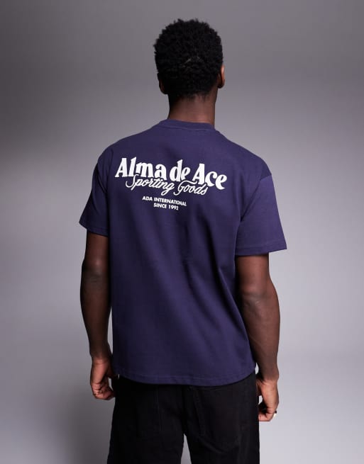 Camiseta azul marino con logo estampado en la espalda de Alma de Ace