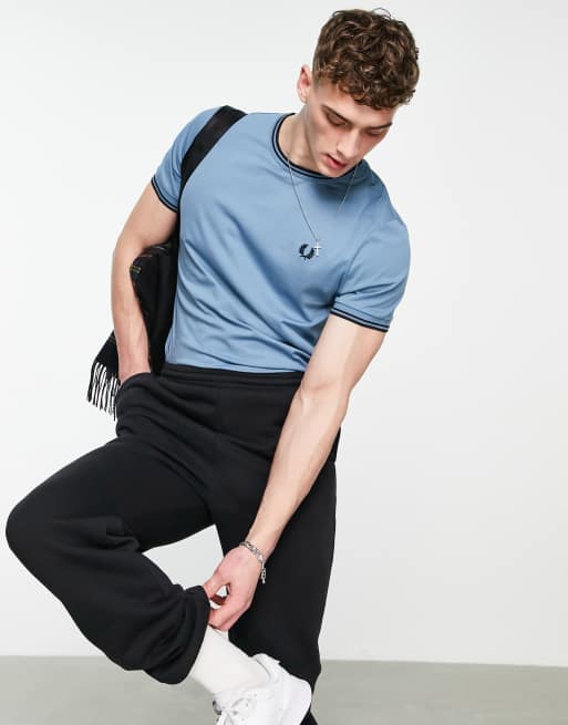 Camiseta azul marino con ribete en el cuello de Fred Perry