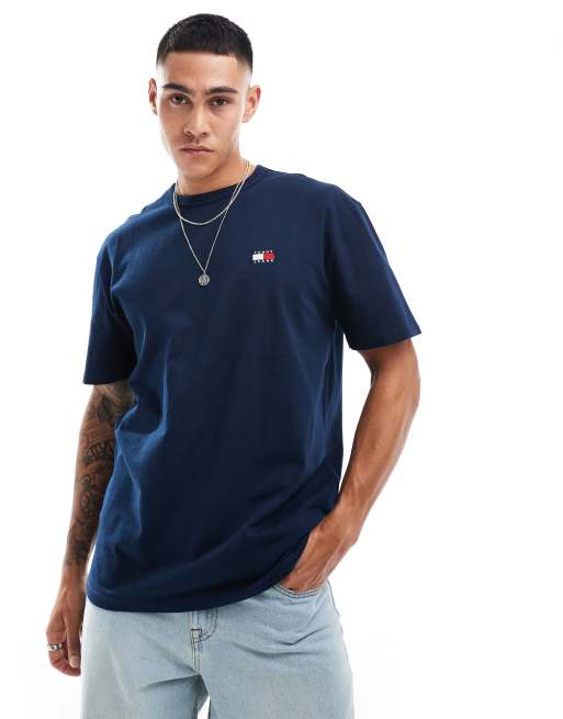 Camiseta azul marino de corte estándar con parche de logo de Tommy Jeans