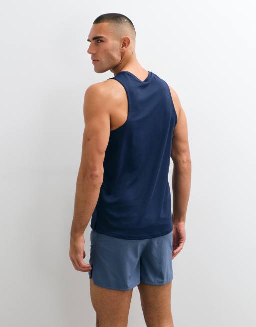 Camiseta azul marino de tirantes Dri-FIT Miler de Nike Running, 4 de 5