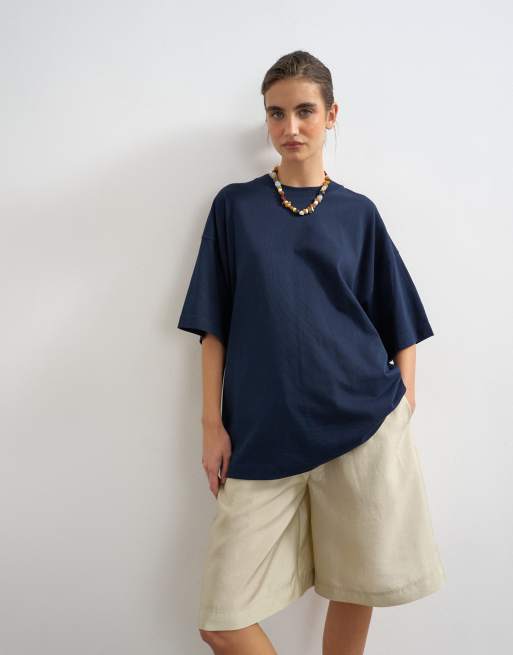 Camiseta azul marino extragrande con hombros caídos de Topshop, 3 de 4