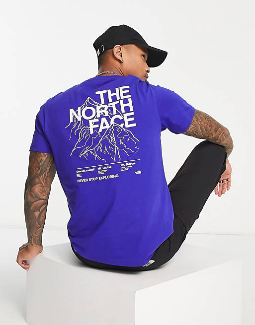 Camiseta azul oscuro estampado en la espalda Mountain Outline exclusiva en ASOS de North Face |