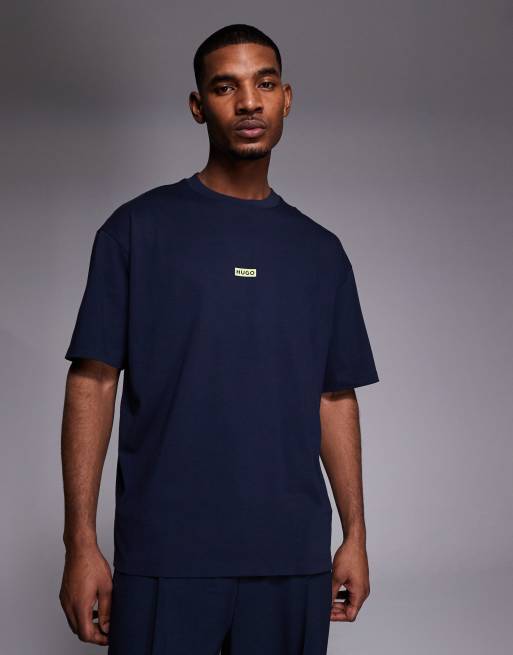 Camiseta azul oscuro con logo estampado en la espalda de algodón de HUGO Blue, 3 de 5