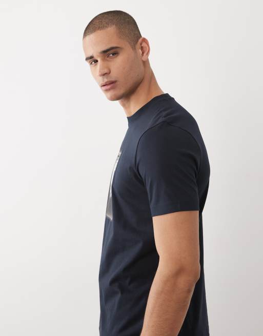 Camiseta azul oscuro holgada de manga corta con estampado gráfico de Hugo Boss, 4 de 5