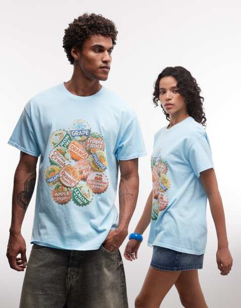 Camiseta azul unisex extragrande con estampado gráfico de chapas de cerveza de Reclaimed Vintage - view 1