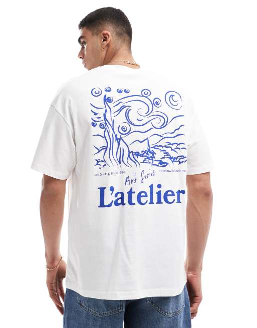Camiseta banca extragrande con estampado azul artístico 