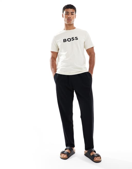 Camiseta beis claro con logo en el pecho de Boss, 3 de 4