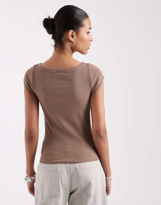 Camiseta beis con cuello barco de canalé de JJXX, 4 de 4