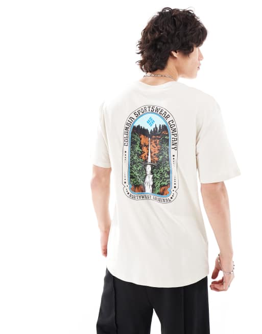 Camiseta beis con estampado trasero Cavalry Trail de Columbia