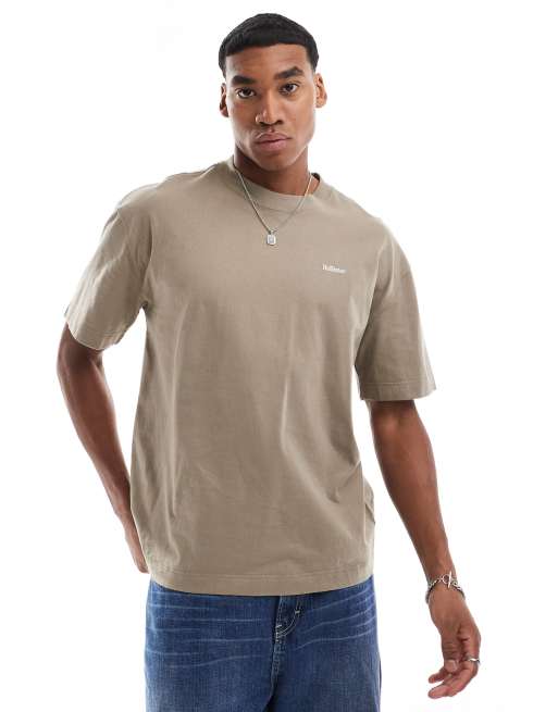 Camiseta beis con logo de Hollister