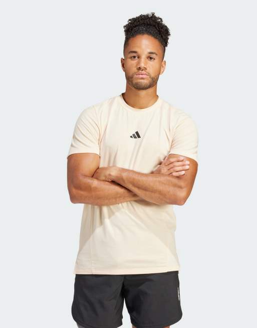Camiseta beis de entrenamiento de adidas Training