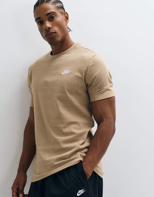 Camiseta beis de Nike Club , 4 de 5