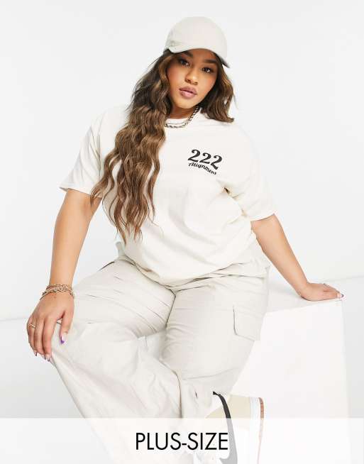 Camiseta beis extragrande con número de ángel de alineación de Heartbreak Plus