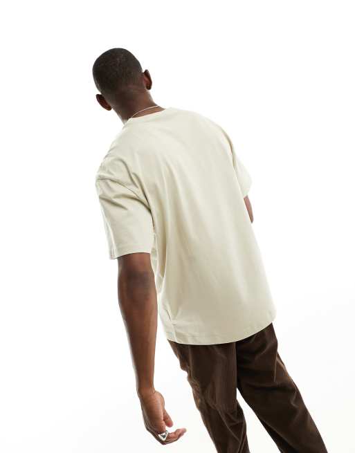 Camiseta beis extragrande de Weekday, 3 de 4