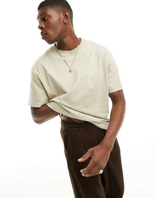 Camiseta beis extragrande de Weekday, 4 de 4