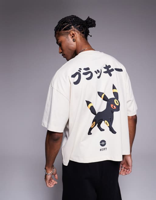 Camiseta beis extragrande unisex con estampados de Umbreon de "Pokémon" de ASOS DESIGN
