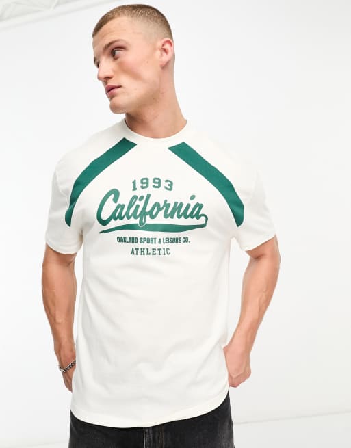 Camiseta beis holgada con mangas raglán, diseño color block y estampado delantero de ASOS DESIGN