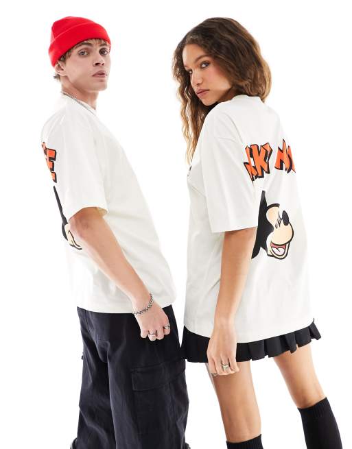 Camiseta beis unisex extragrande con estampados con licencia de Mickey Mouse de Disney de ASOS DESIGN , 4 de 4