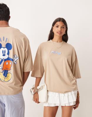 Camiseta beis unisex extragrande con estampados de Mickey Mouse de Disney de ASOS DESIGN - view 1